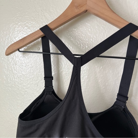 Victoria’s Secret | Zip Front Racerback Wireless Sports Bra - Picture 4 of 5